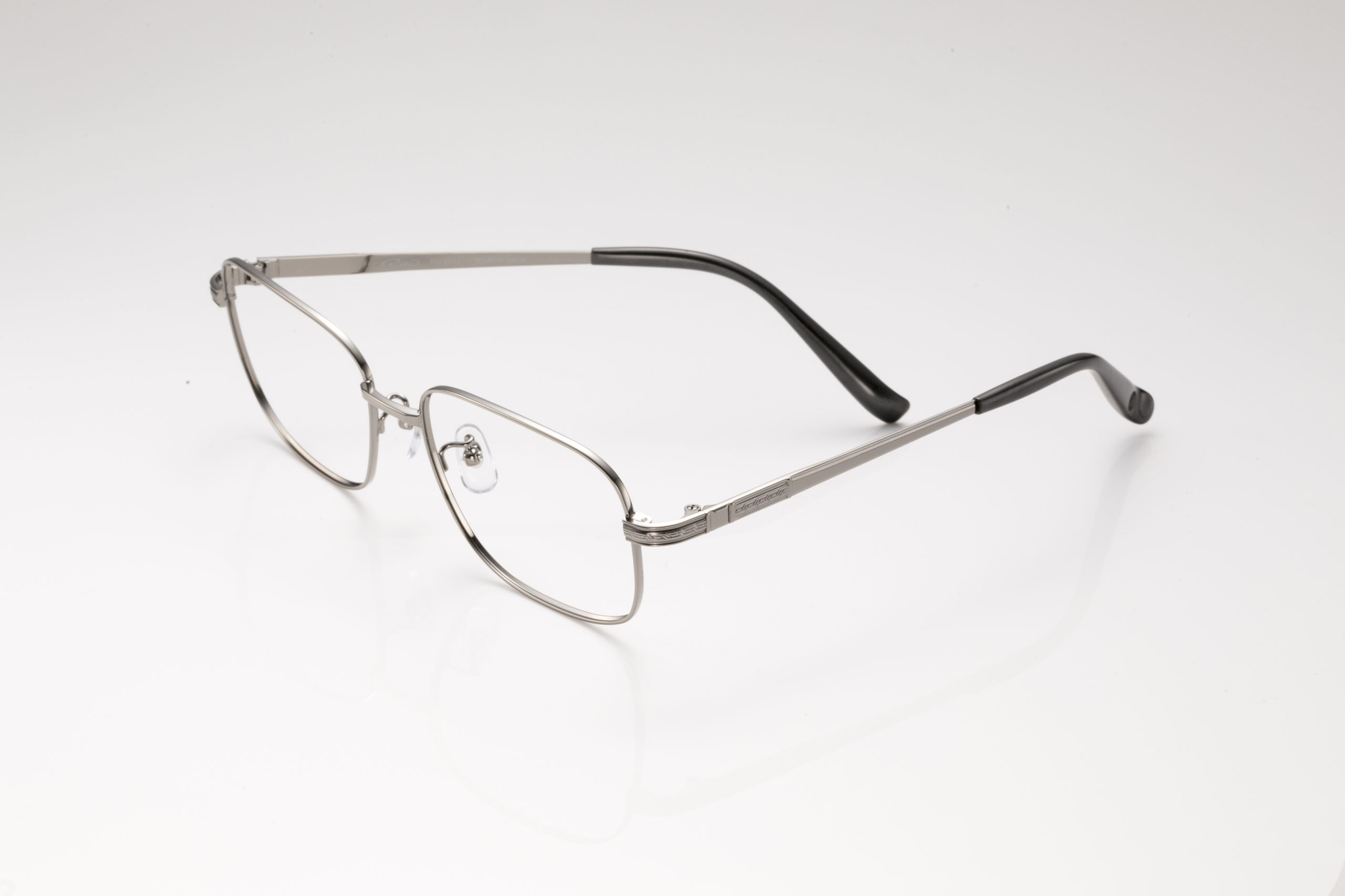 こだわり日本製メガネ度付きレンズ付12mmの重厚感ありのセルブロー